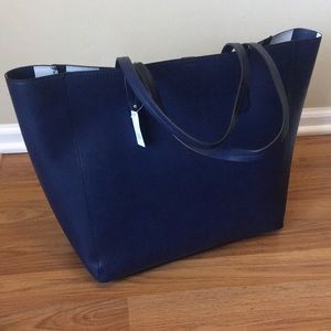 Navy blue tote bag